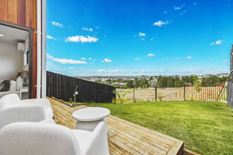 72 Ara Taha Crescent Orewa_3