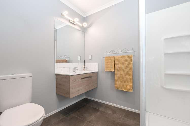 7 Te Ranga Memorial Drive Pyes Pa_11