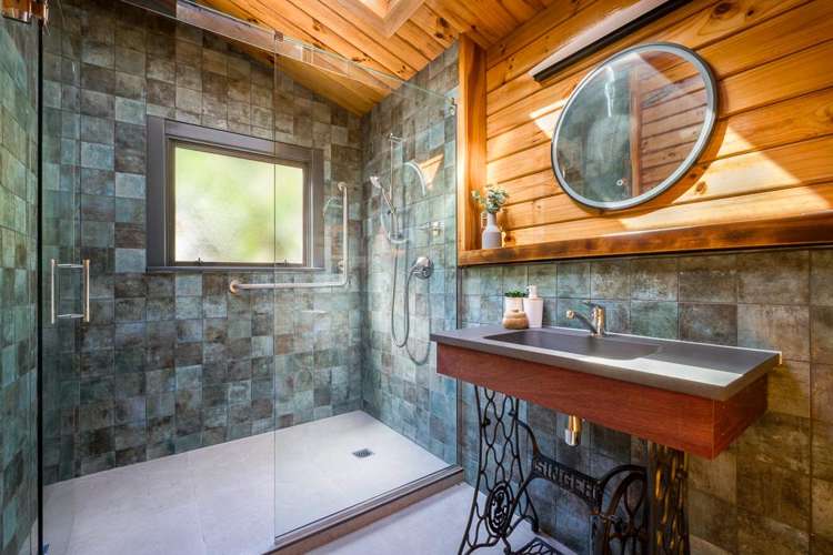 23 Wiremu Street Redwood_3