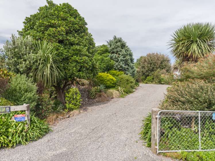 435 Waikawa Beach Road Manakau_15