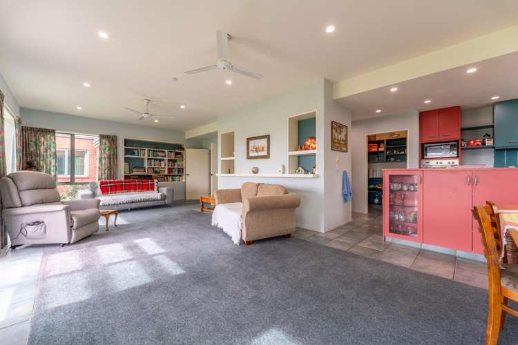 243 Pages Road Gleniti_1