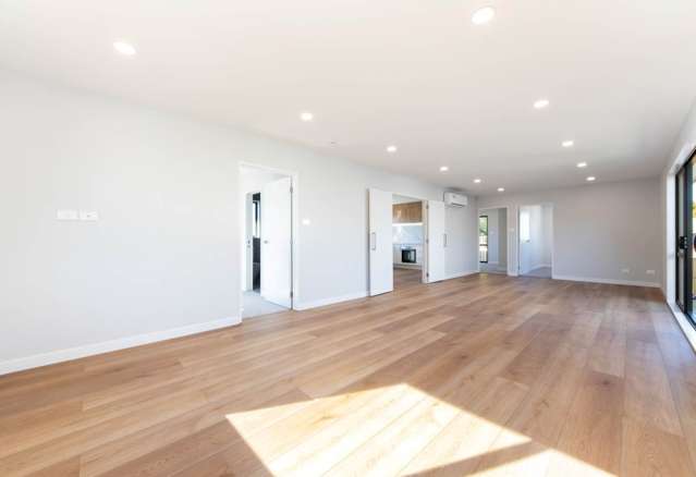 56C Riverpark Crescent Henderson_2