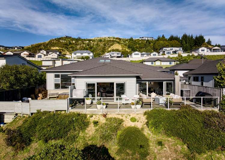 10 Madeira Close Whitby_21