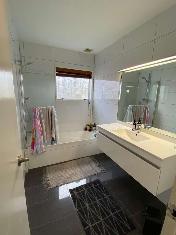 25 Montclair Rise Browns Bay_8