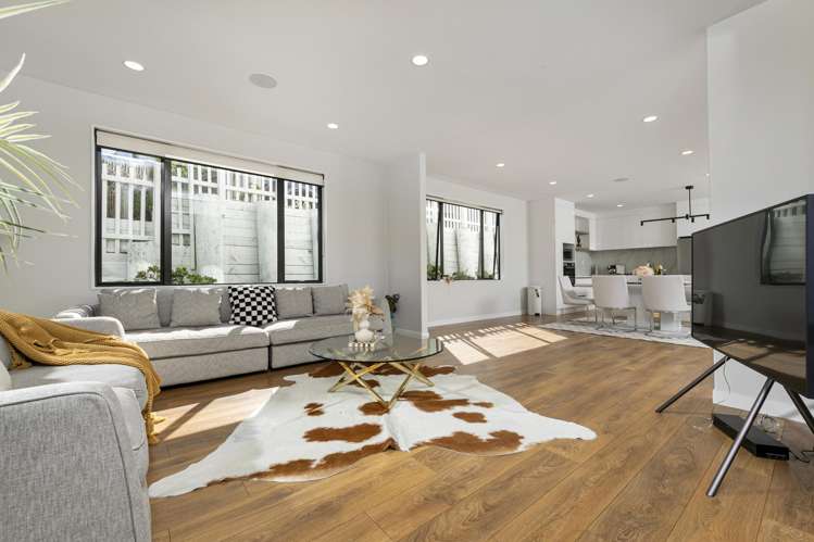 8C Albany Highway Greenhithe_10