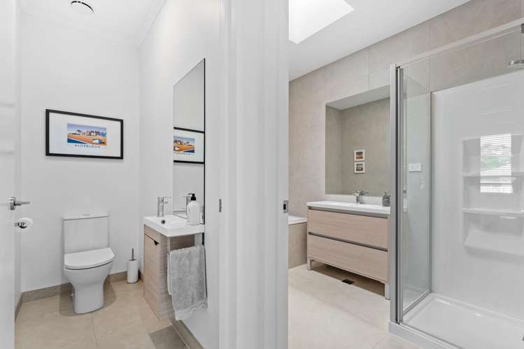 33 Cambie Avenue Red Beach_12