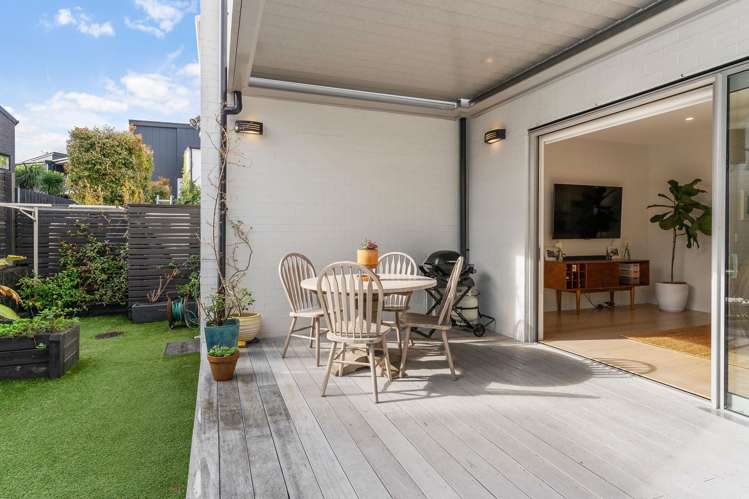 4 Catalina Bay Drive Hobsonville_10