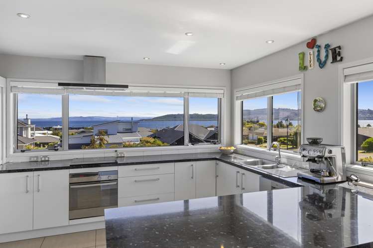 26 Ernest Kemp Rise Wharewaka_1