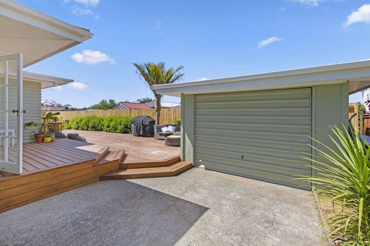 21 Lorenzen Bay Road Raglan_24