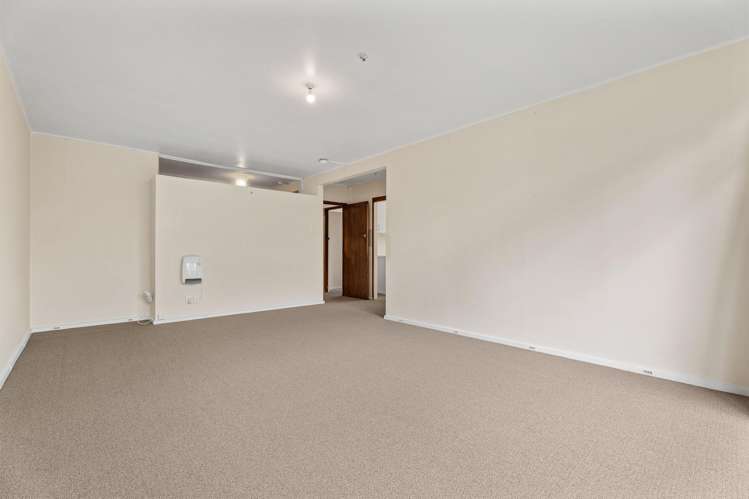 11/87 Beresford Street_5