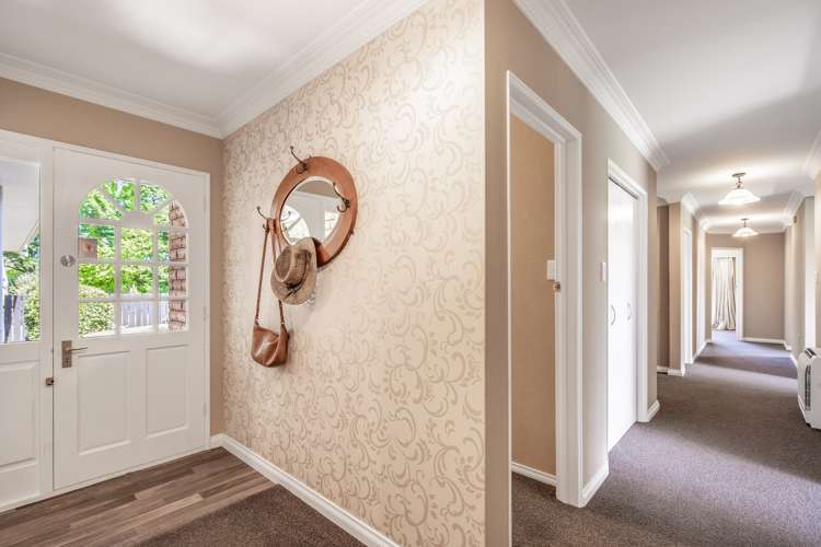 61 Retreat Road Waihopai_11