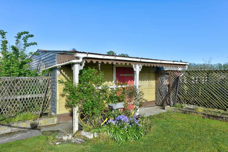 23 Main Street Mataura_17