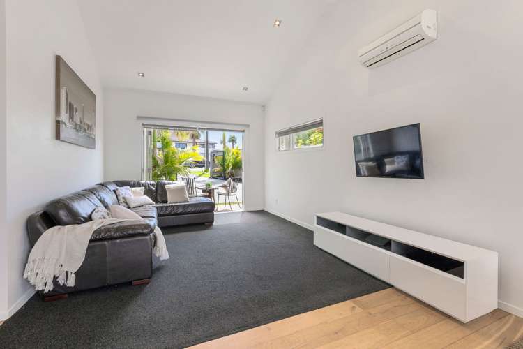 1/19 Tobruk Crescent Milford_4