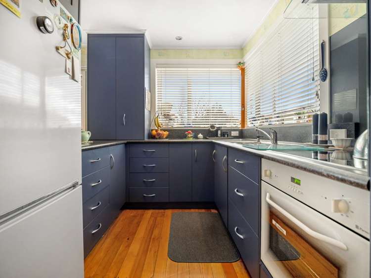 73 Golf Road_5