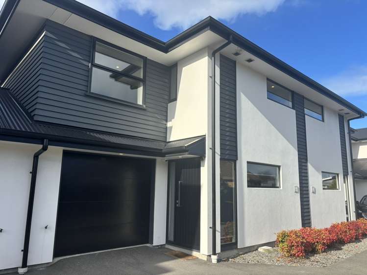 3/8 Lyndon Street_0