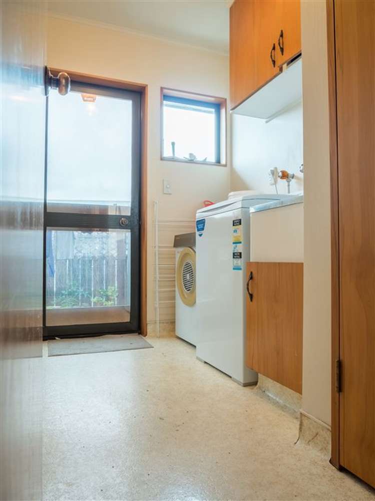 1/2 Homer Street Stoke_13