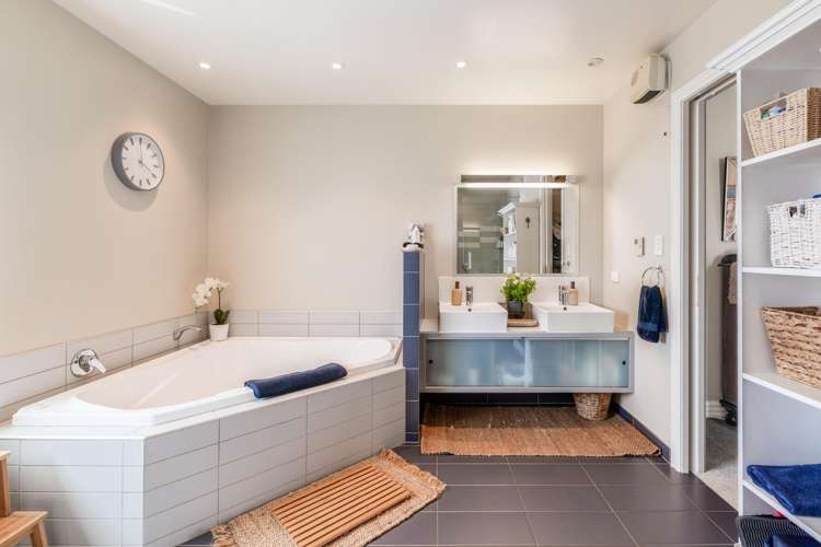 7 Wilkes Way Picton_22