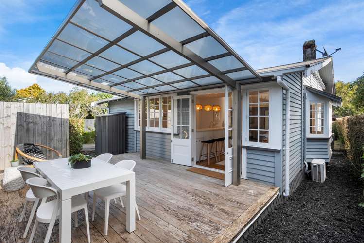 1 Rhodes Avenue Mount Albert_17