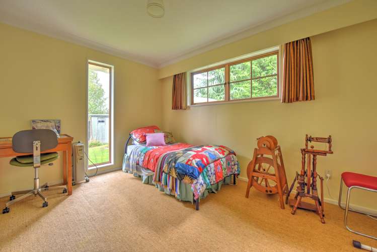 349 Oteramika Road Seaward Bush_11