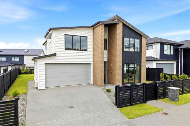 Captivating Coastal Living in Long Bay