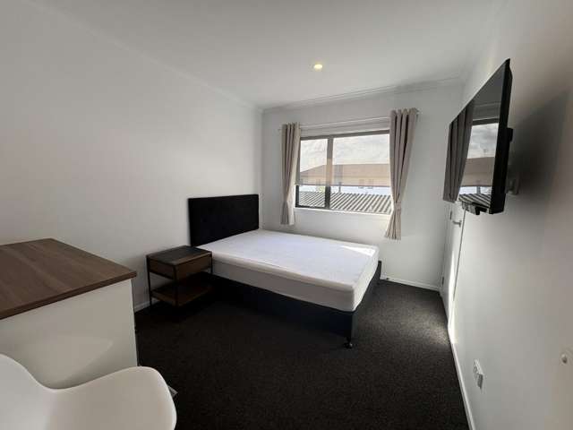 2B/23 Hibiscus Avenue Hamilton Lake_1