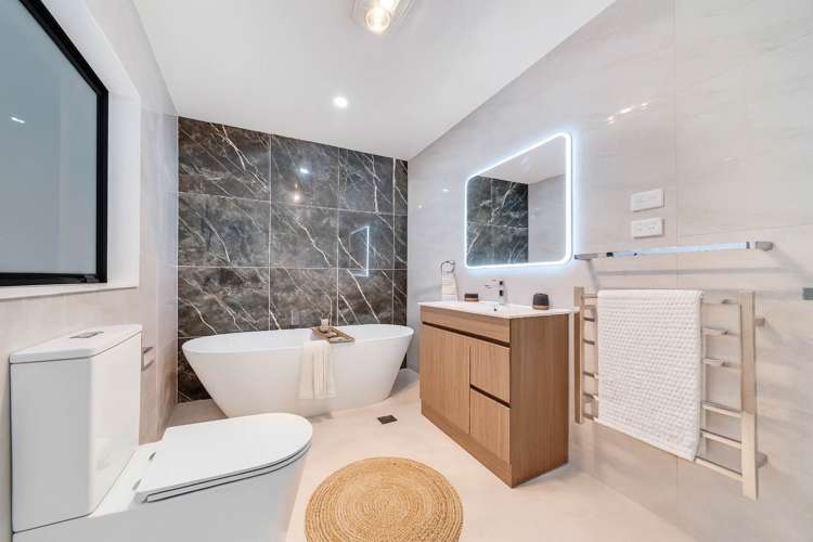 7b Surrey Street Manurewa_4