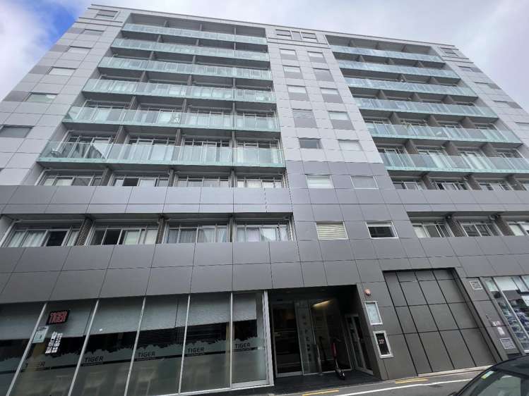 21 Holland Street_0