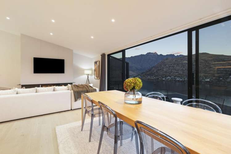 15c Potters Hill Drive Queenstown_17