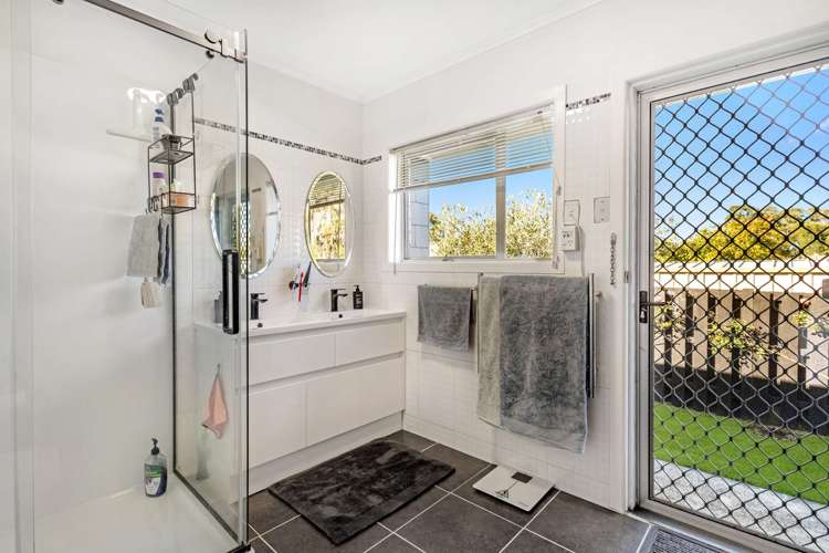 28 Chequers Avenue Chartwell_17