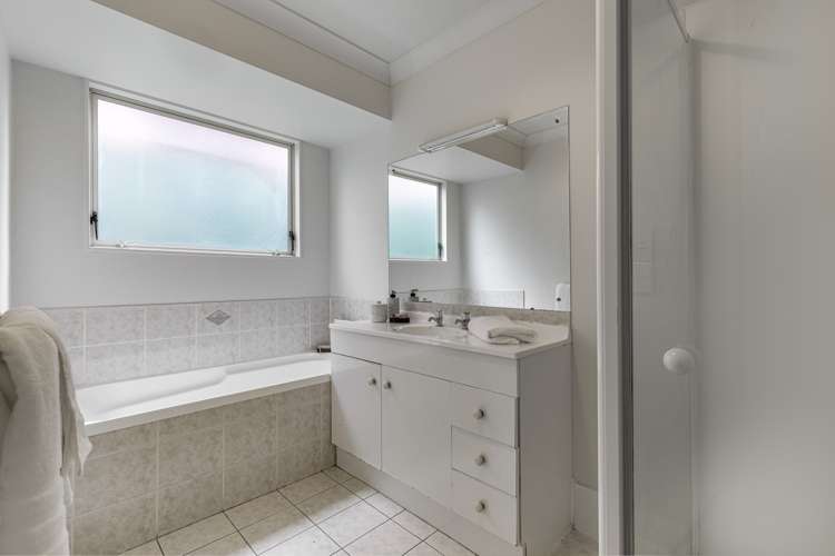 43 Donald Street Stanmore Bay_20