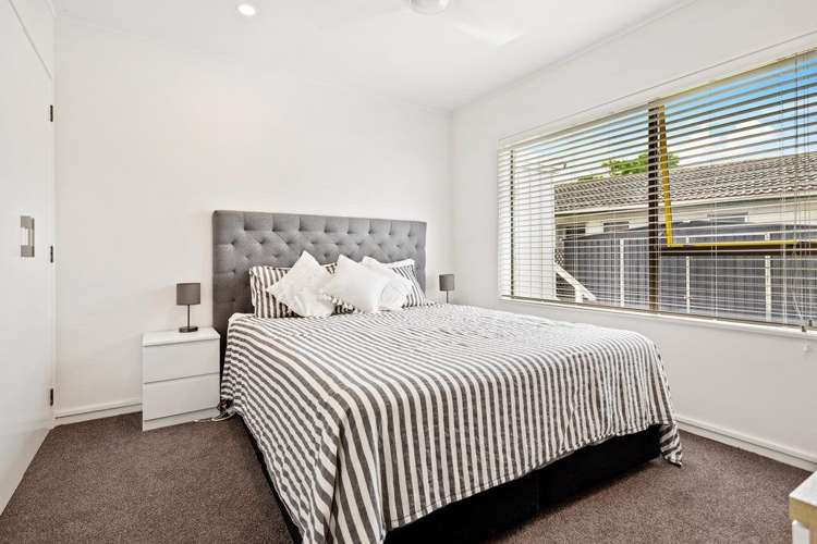 2/53 Taioma Crescent Te Atatu Peninsula_9