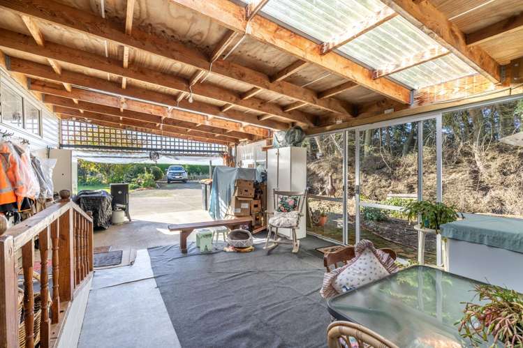 597 Limestone Plains Road Isla Bank_12