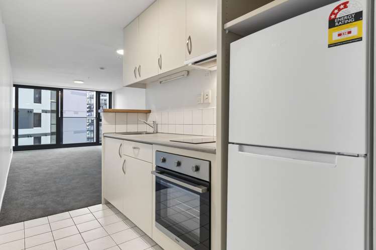 9B/3 Whitaker Place Auckland Central_9