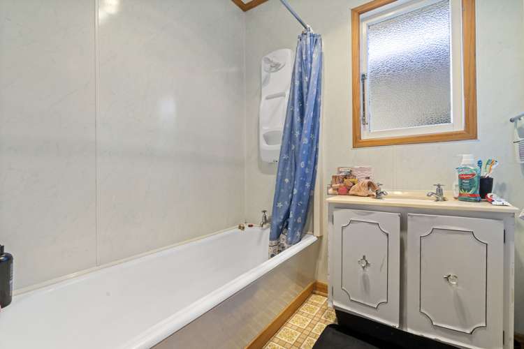 129 Russell Road Manurewa_7