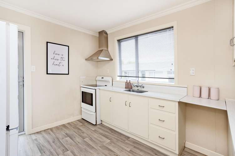 2/237 Queens Drive Windsor_6