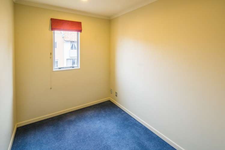 53/305 Evans Bay Parade Hataitai_15