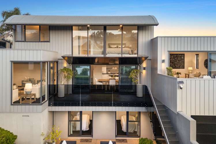7 Whitcombe Road Bucklands Beach_13