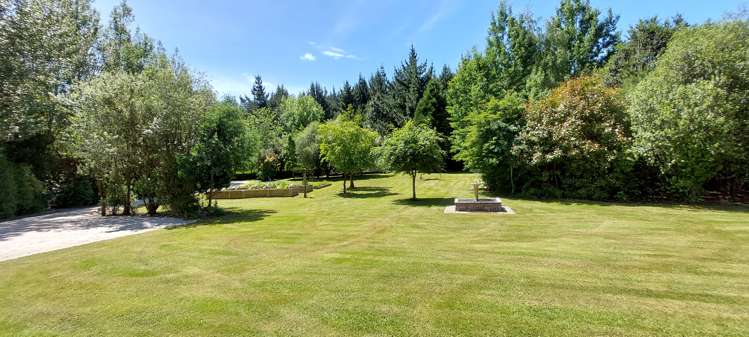 895 Old Coach Road Gore Surrounds_14