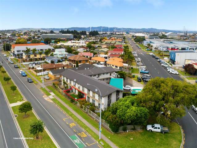 2/350 Maunganui Road Mount Maunganui_1