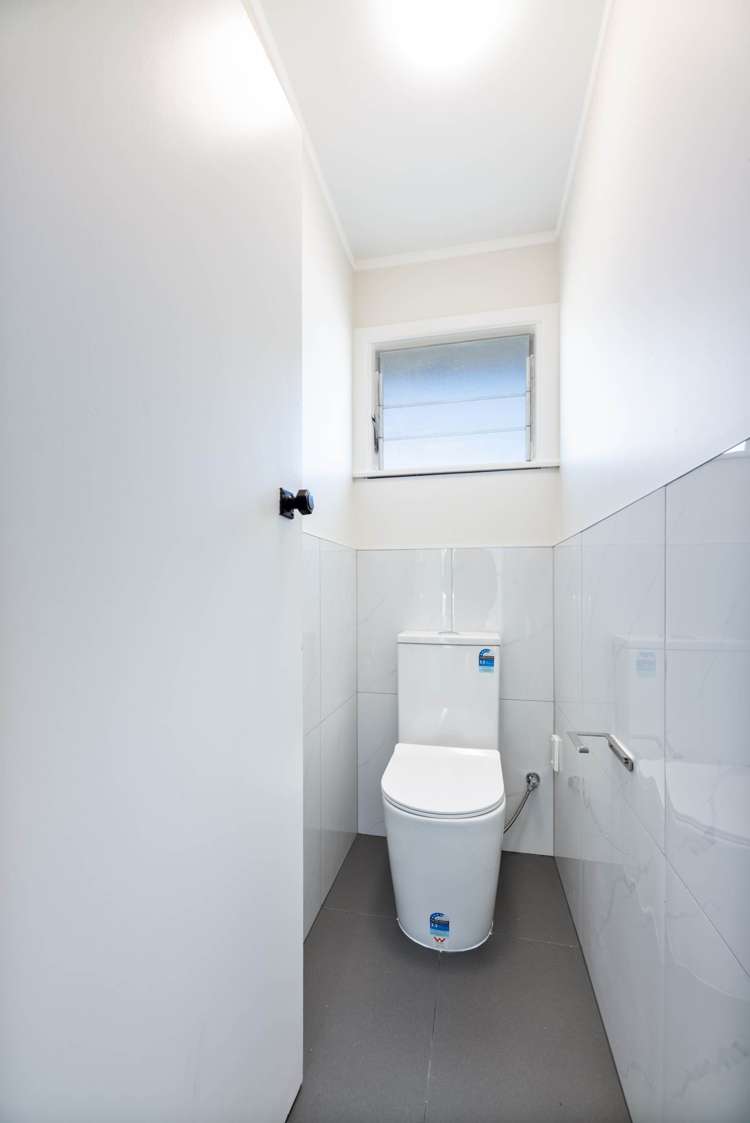 5 Alexander Crescent Otara_11