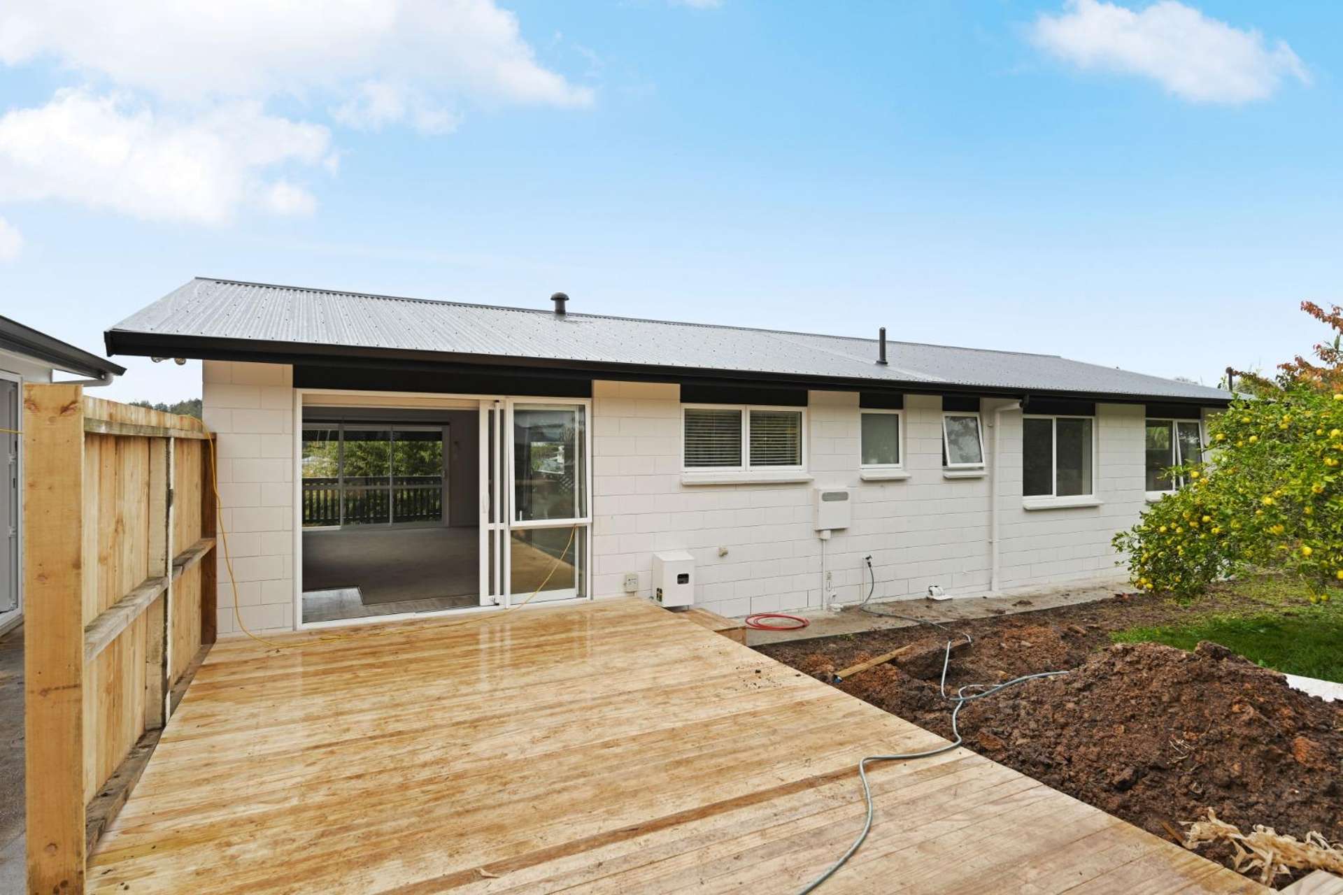 1/42B Hillcrest Road 1076_0