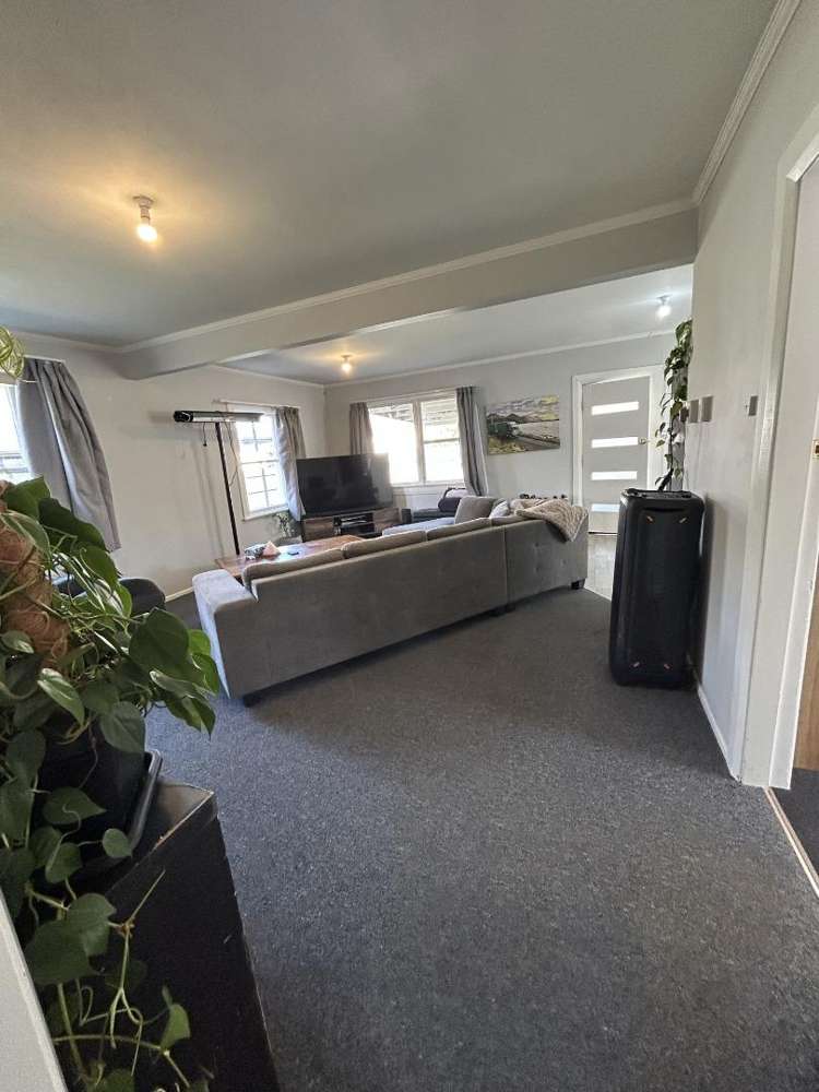 56 Venice Street 11146_5