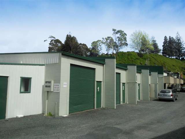 2/20 Brook Street Parkvale_4