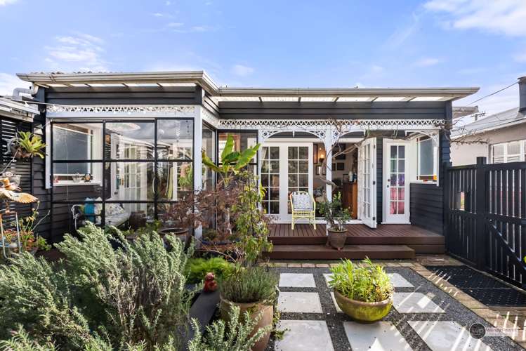 12 Collins Street Petone_28