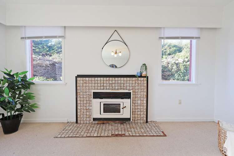 242 Dunns Road Otatara_3