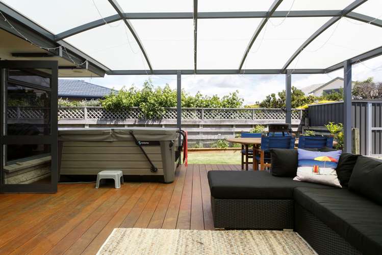 25 Fairview Terrace Waipahihi_8