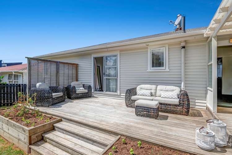 30a Tiroroa Avenue Te Atatu South_14