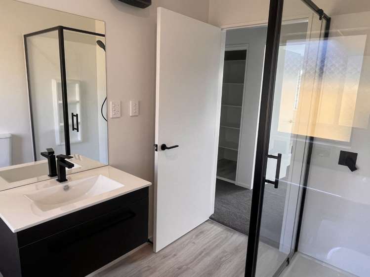 61 Northmoor Boulevard Rolleston_15