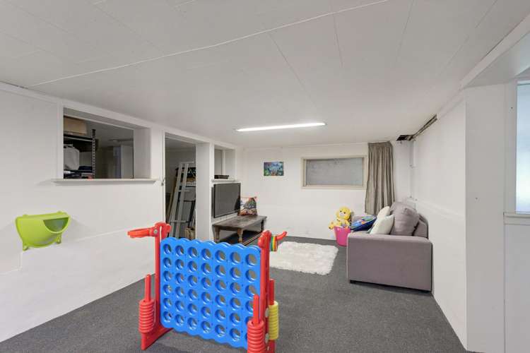 237 Woodlands Park Road Titirangi_16