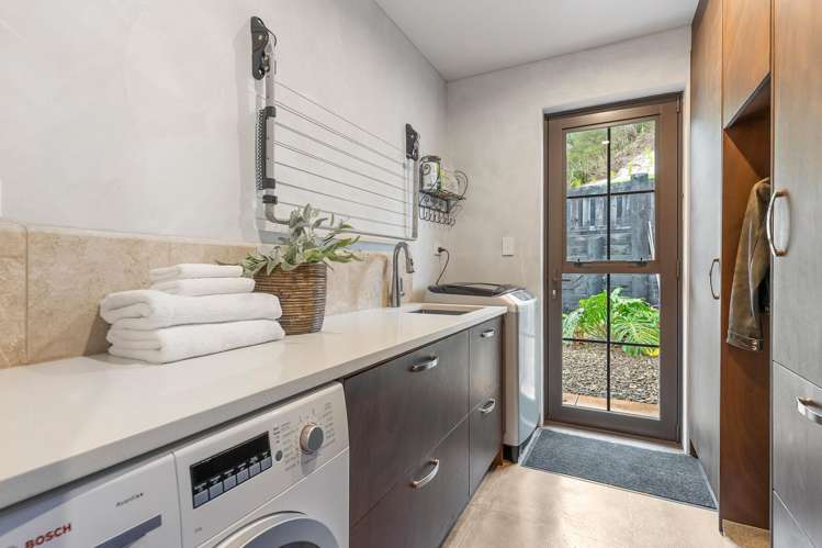 157 Point View Drive East Tamaki Heights_11